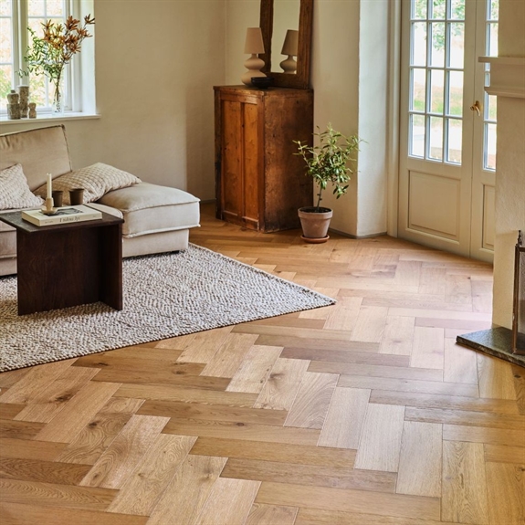 Timberman Charlottenlund Sildebensparket - Eg Accent, Børstet Natur Matlak (KAMPAGNE)